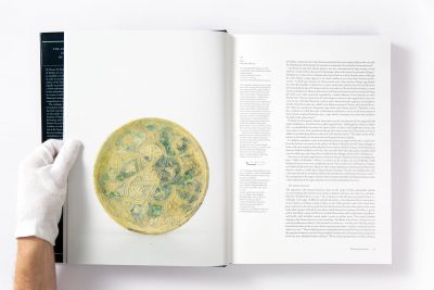 Cobalt and Lustre: The First Centuries of Islamic Pottery - Image 7