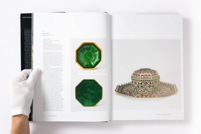 Gems and Jewels of Mughal India Jewelled and enamelled objects from the 16th to 20th centuries - Image 6