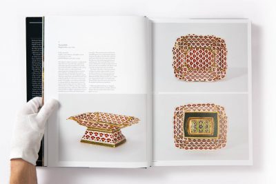 Gems and Jewels of Mughal India Jewelled and enamelled objects from the 16th to 20th centuries - Image 7